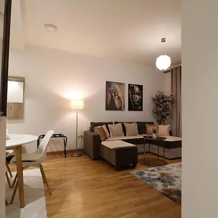 Waterfront Shine * 贝尔格莱德