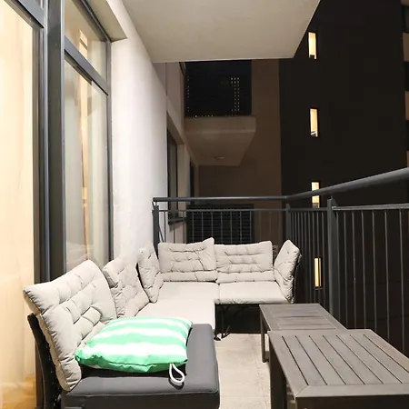 Apartment Waterfront Shine *