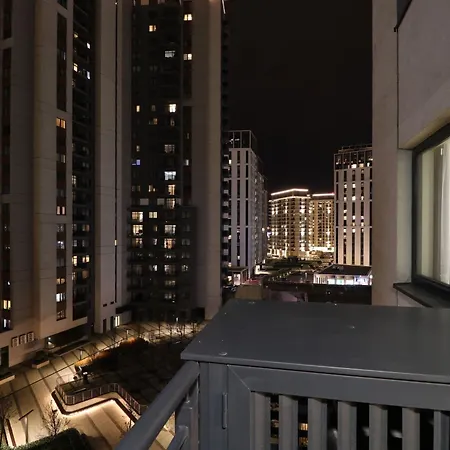 Waterfront Shine Apartment *