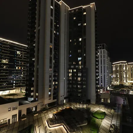 Waterfront Shine Apartment *